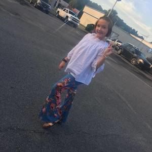 Meet your Posher, Katelyn